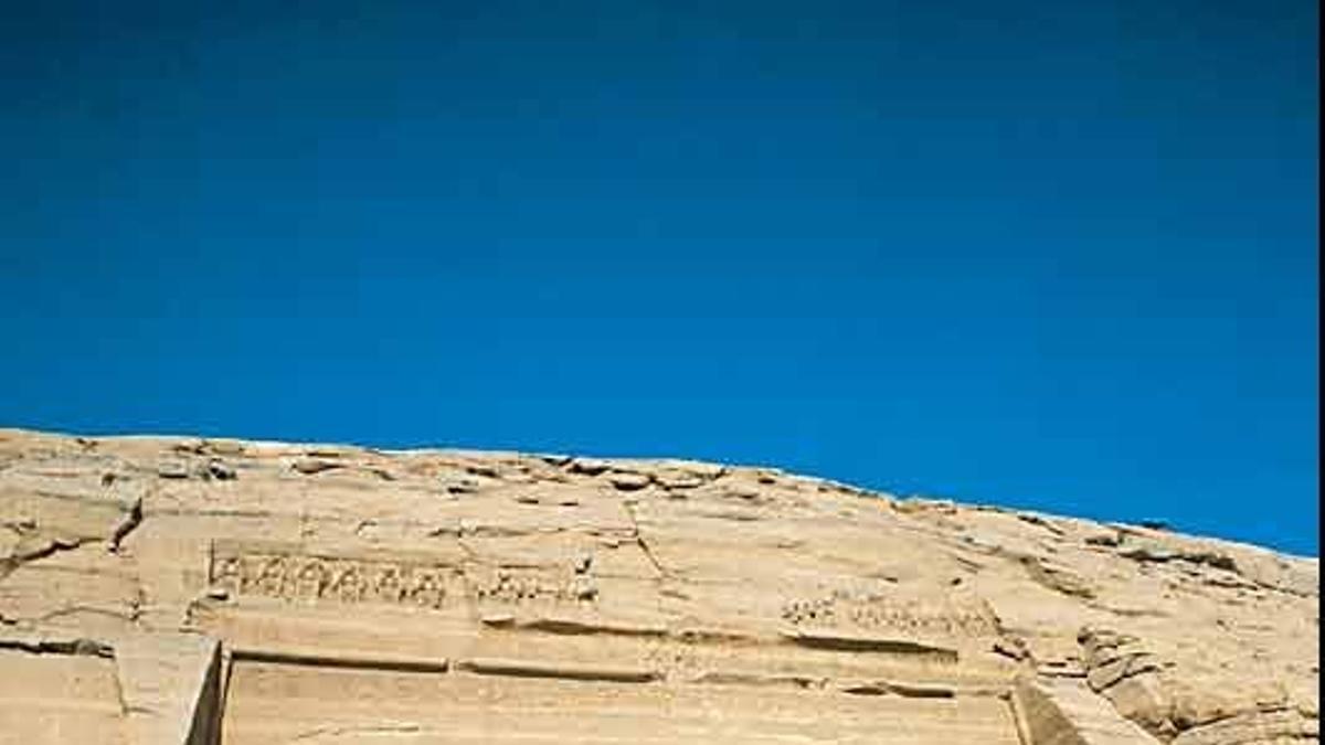 Invierno entre las pirámides de Egipto desde 469