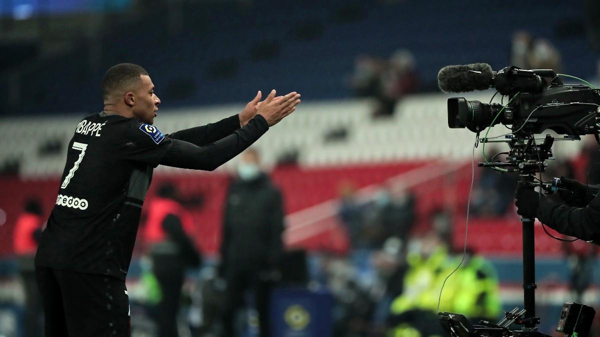 Mbappé celebrando su gol