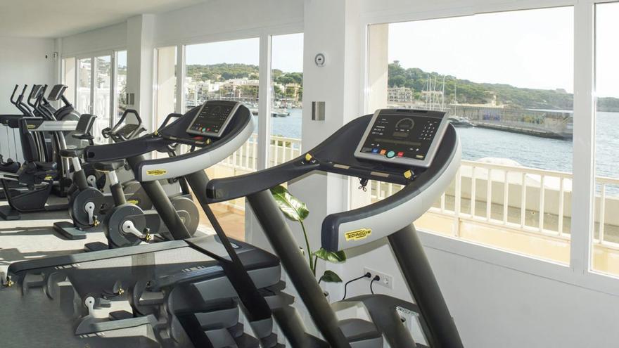 Muckibude-mit-Meerblick-In-diesen-Fitnessstudios-auf-Mallorca-trainiert-es-sich-mit-Aussicht