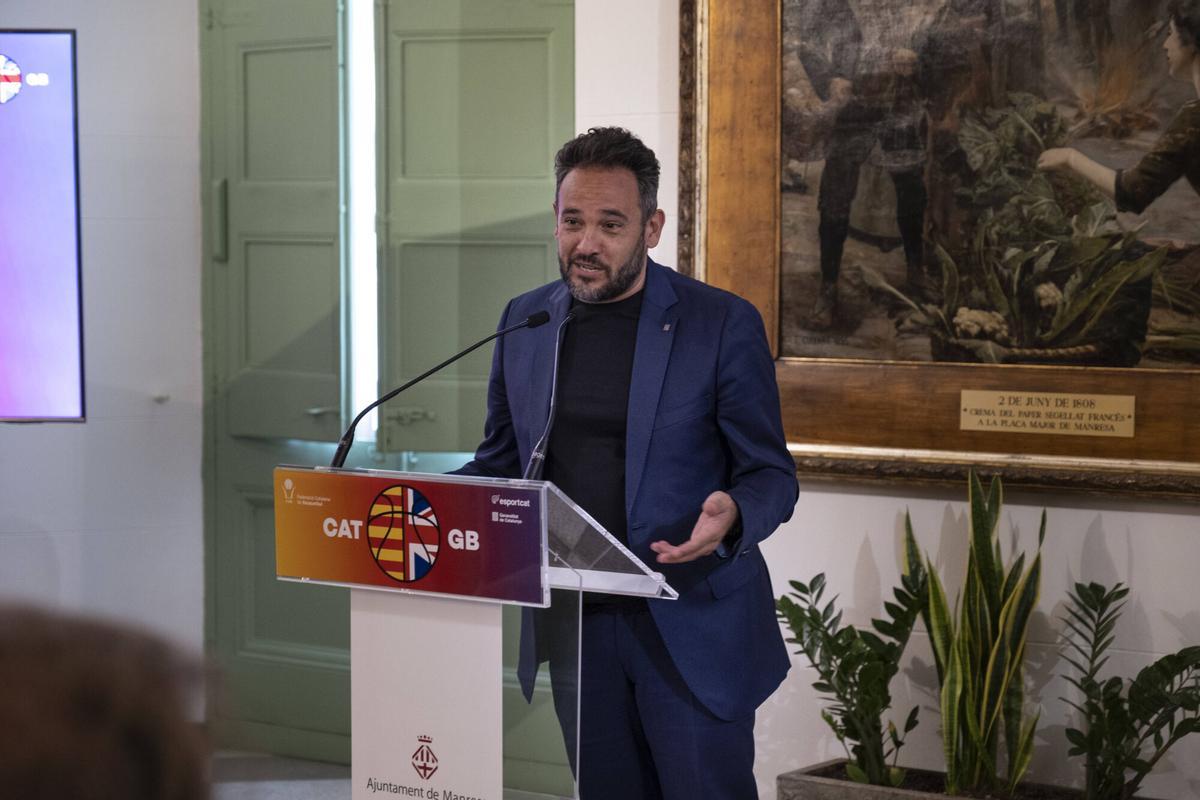 Totes les fotos de la pesentació del Catalunya-Gran Bretanya a l'Ajuntament de Manresa