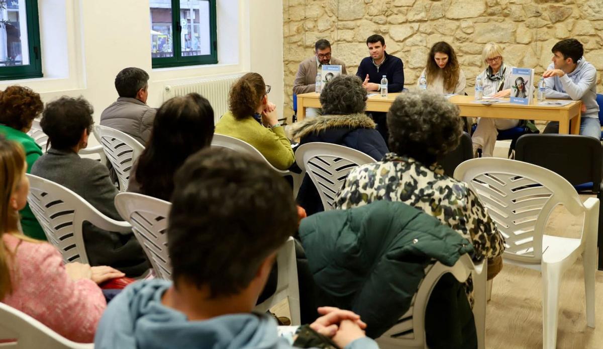 A Estrada acolle a presentación do novo número da Revista Galega de Educación |