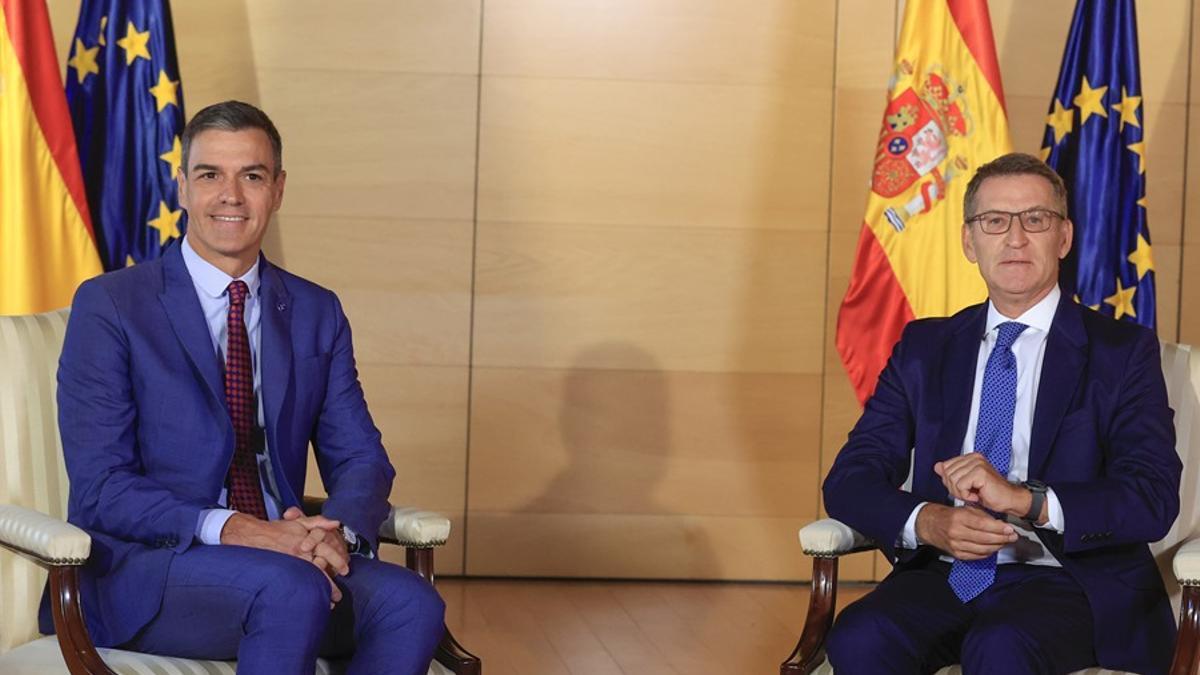 Feijóo se reúne con Sánchez en el Congreso