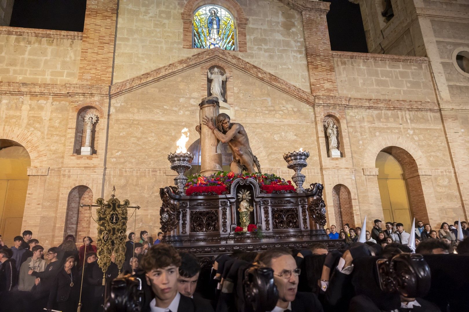 Aquí las imágenes de la Procesión de Lunes Santo en Torrevieja