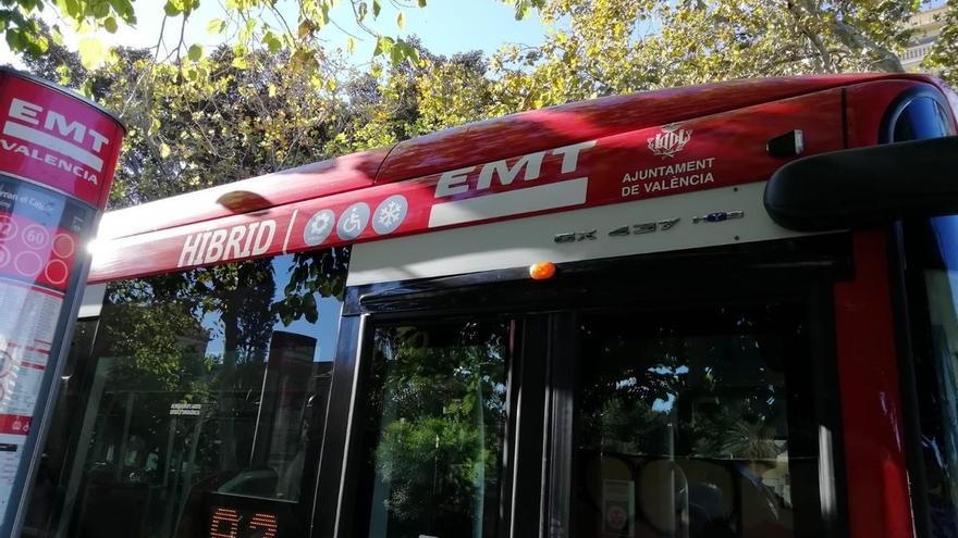 Disparos contra un autobús de la EMT en València con una escopeta de perdigones