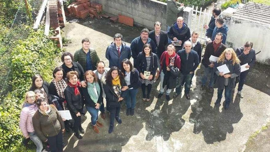 López-Chaves, con alumnos del Patronato Beiramar. // G.Núñez