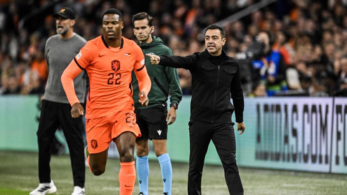 NATIONS LEAGUE | Xavi Hernández salva su estreno como seleccionador de Países Bajos con un empate en el último minuto ante la Alemania de Klopp
