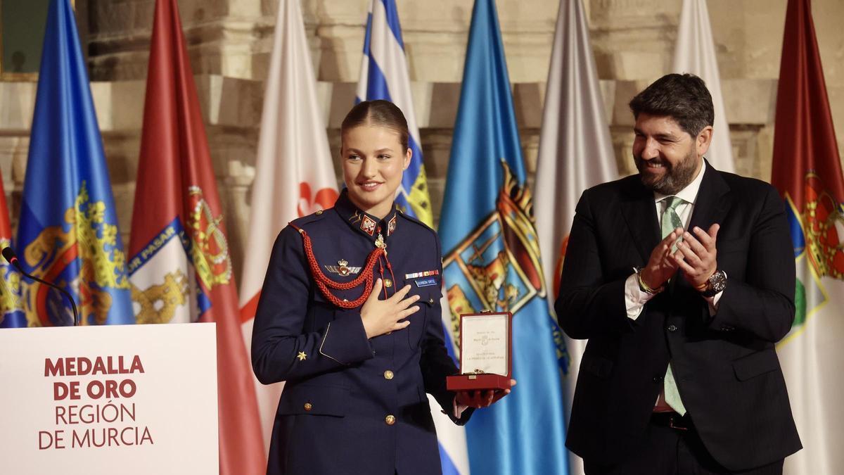 Eentrega de la Medalla de Oro de la Región a la princesa Leonor