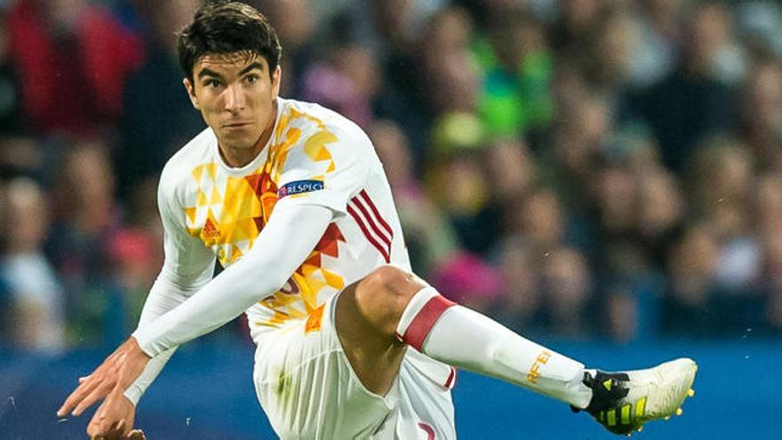 Carlos Soler desatasca a España