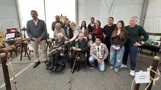 Castrillón rinde homenaje a la memoria de toda una generación en San Isidro: "¡Vivan los abuelos!"