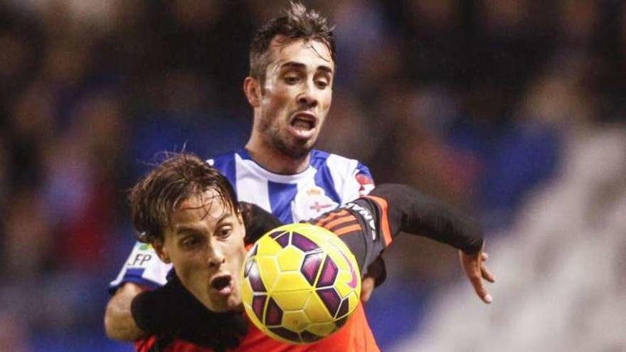 Imagen del partido del curso pasado entre Real y Dépor en Riazor.