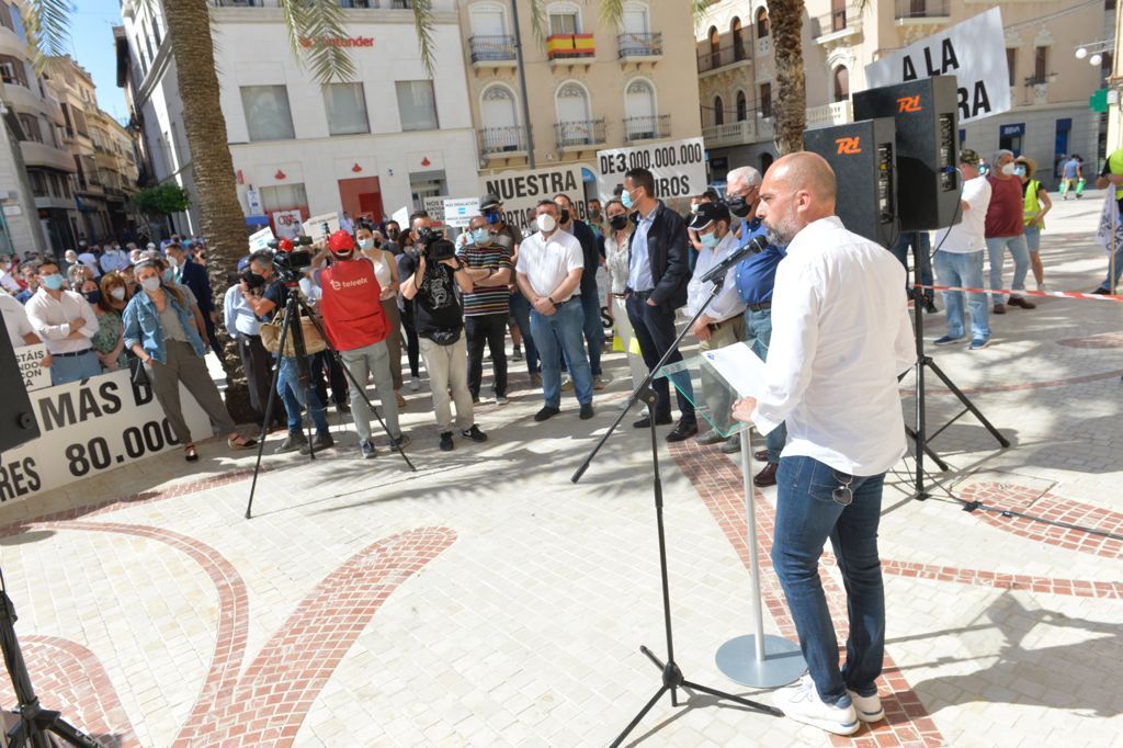 Las imágenes de la manifestación en defensa del Trasvase Tajo-Segura en Elche