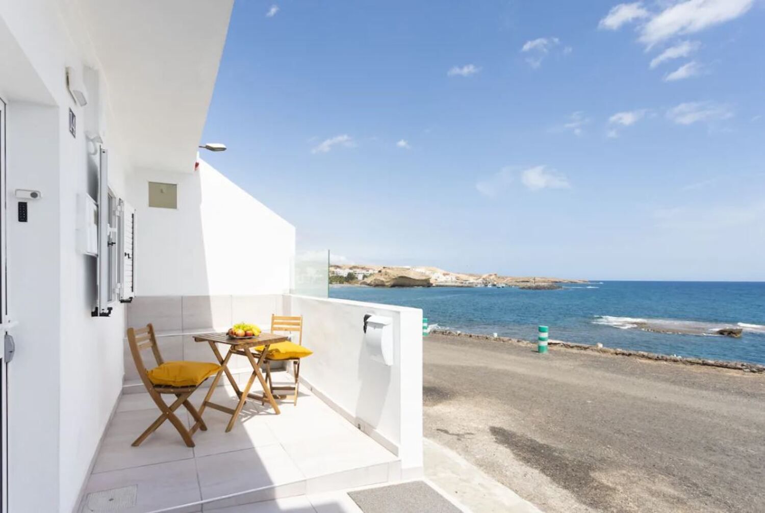 Terraza de vivienda frente al mar en San Miguel de Tajao (Arico).