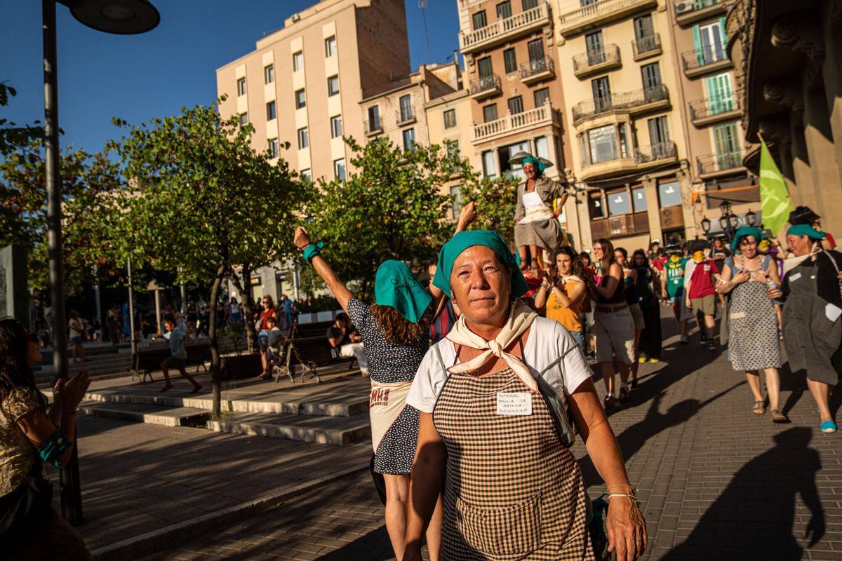 La 35a edició de la Festa Major Alternativa de Manresa arrenca amb l'estrena de la geganta Sibil·la