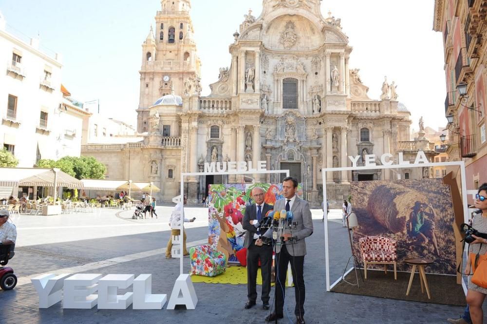 Yecla presenta en Murcia su 55 Feria del Mueble