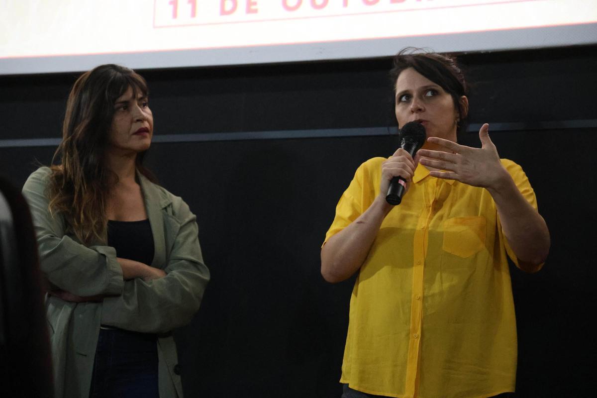 Jaione Camborda y Janet Novás presentan "O Corno" en Vigo Jaione Camborda y Janet Novás presentan "O Corno" en Vigo
