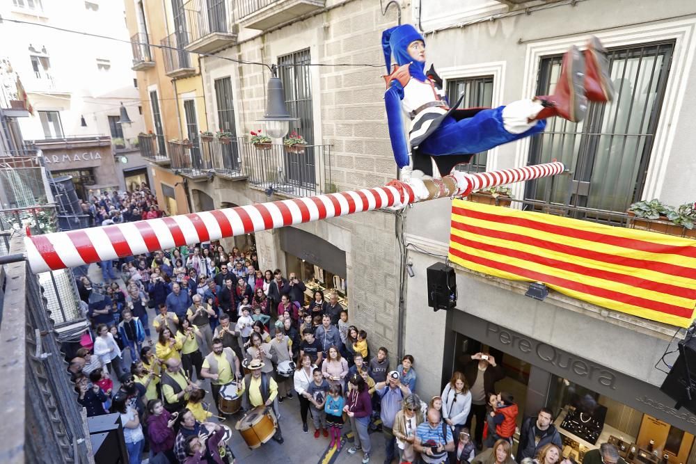 La penjada del Tarlà dona la sortida a les festes de primavera