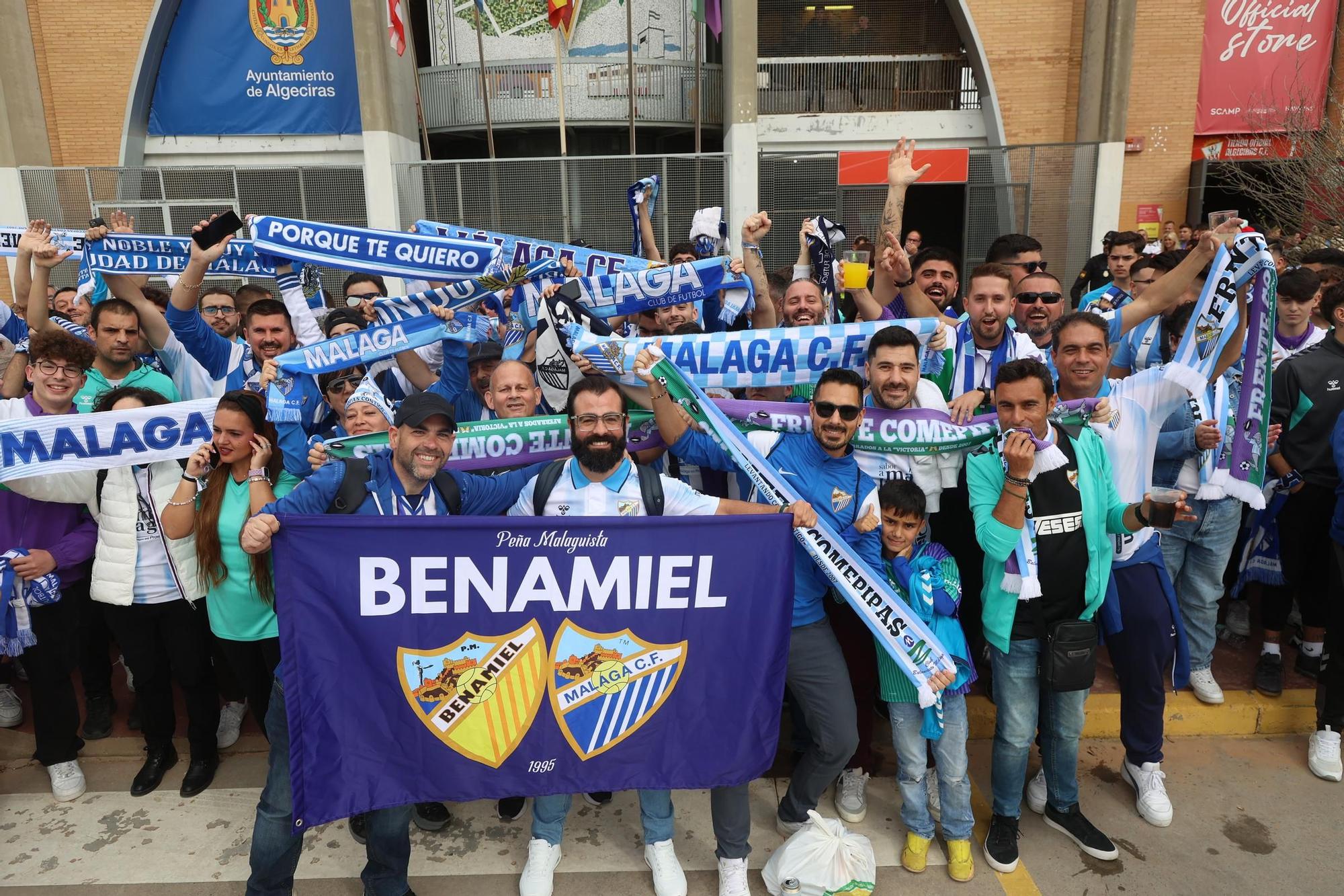 La afición del Málaga CF, llegando al Nuevo Mirador de Algeciras. Foto: LOF