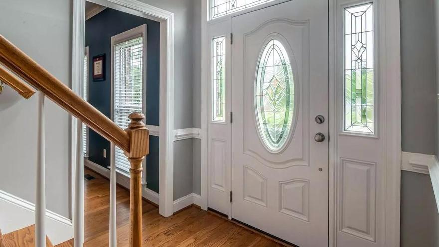 Ikea arrasa con el zapatero corredero que es perfecto para la entrada de casa