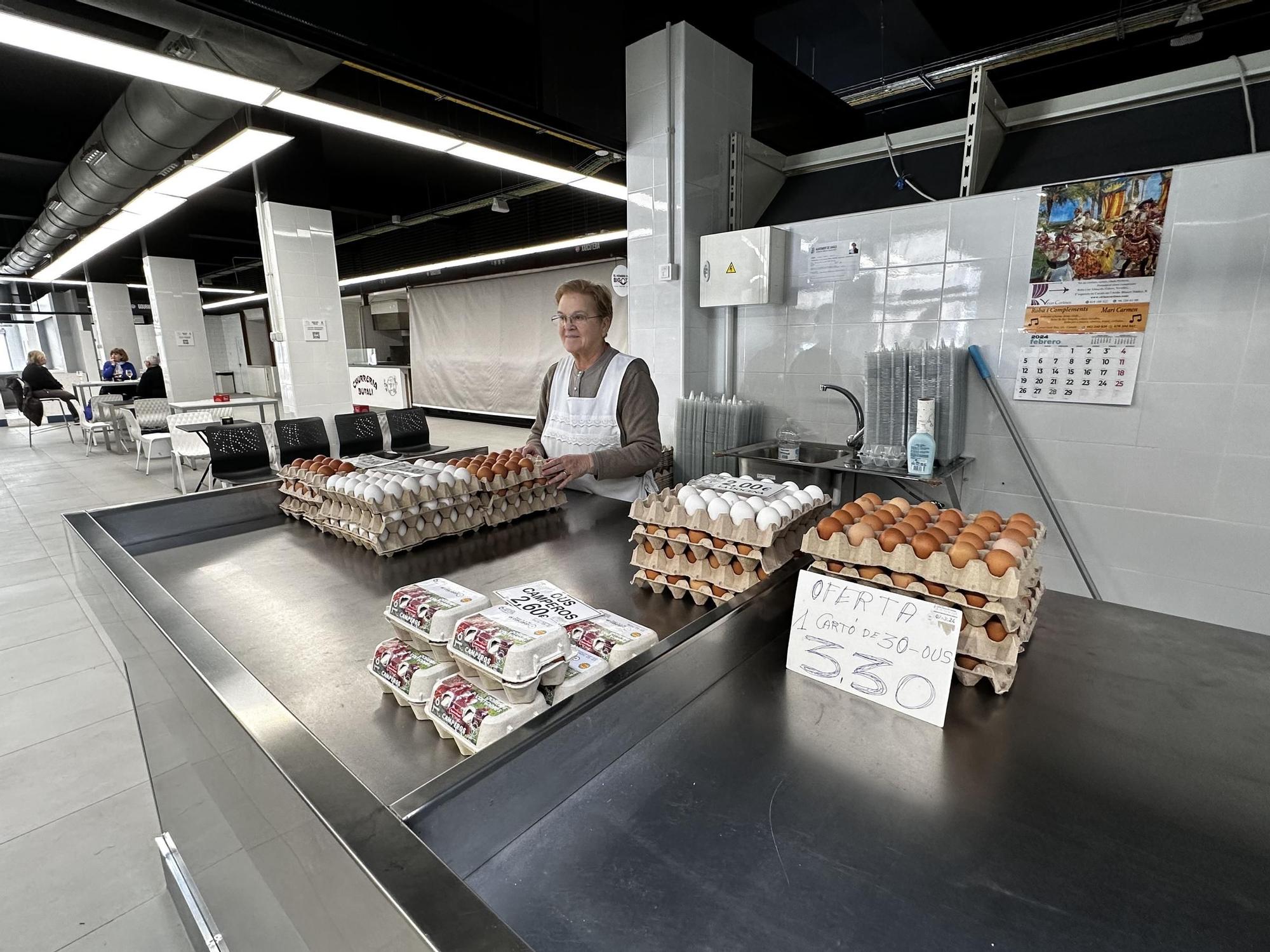 Un concurso público para explotar la cafetería del mercado de Canals durante ocho años