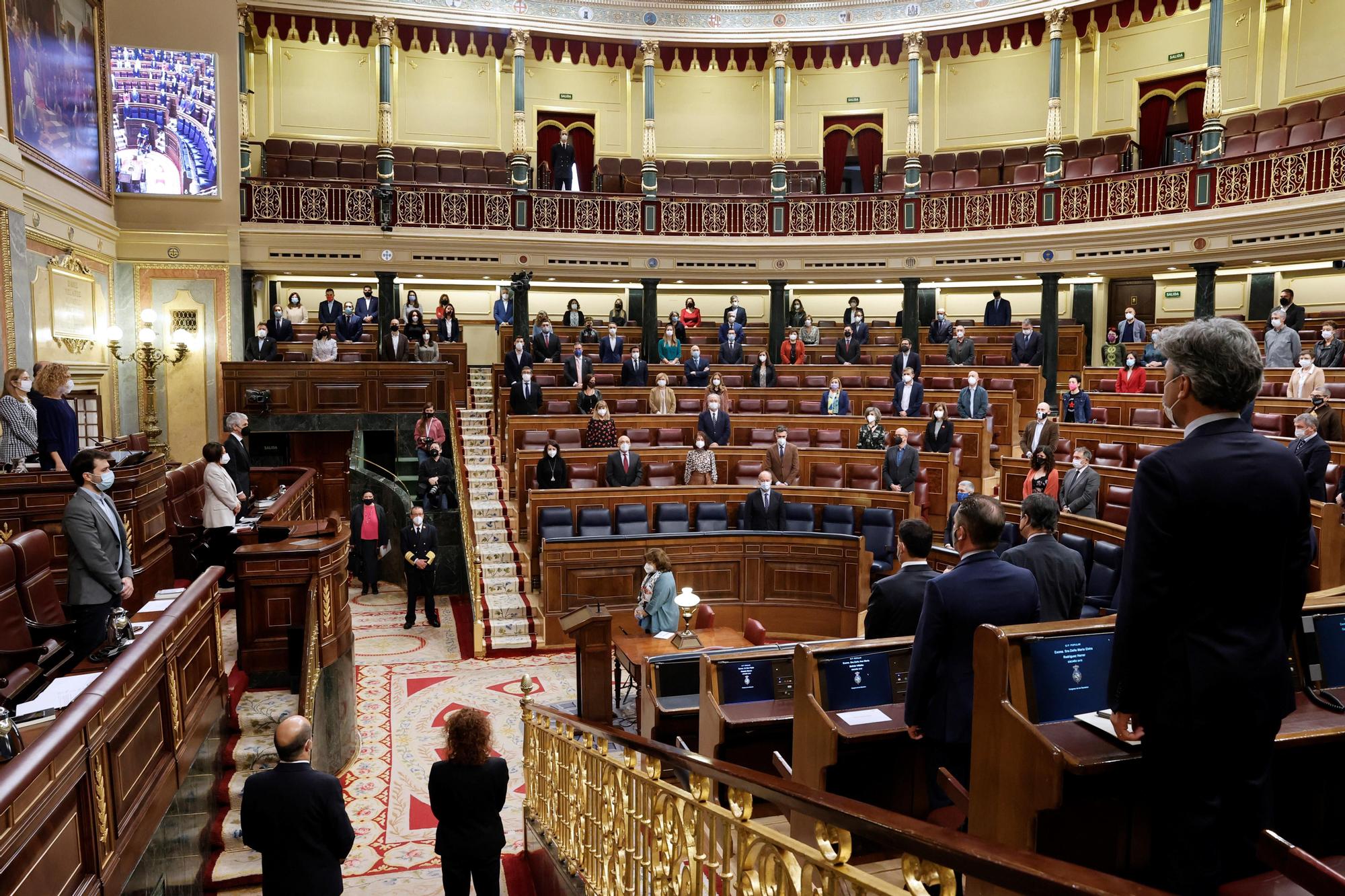 congreso minuto silencio