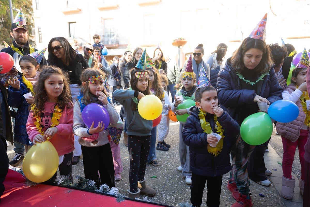 Así han celebrado las 'preuvas' en la plaza del Parque de Ibiza