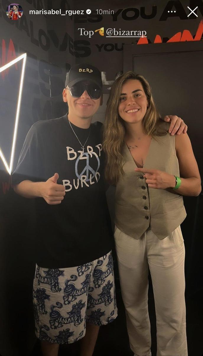 Misa Rodríguez con Bizarrap en la celebración en la discoteca Amnesia de las campeonas del mundo