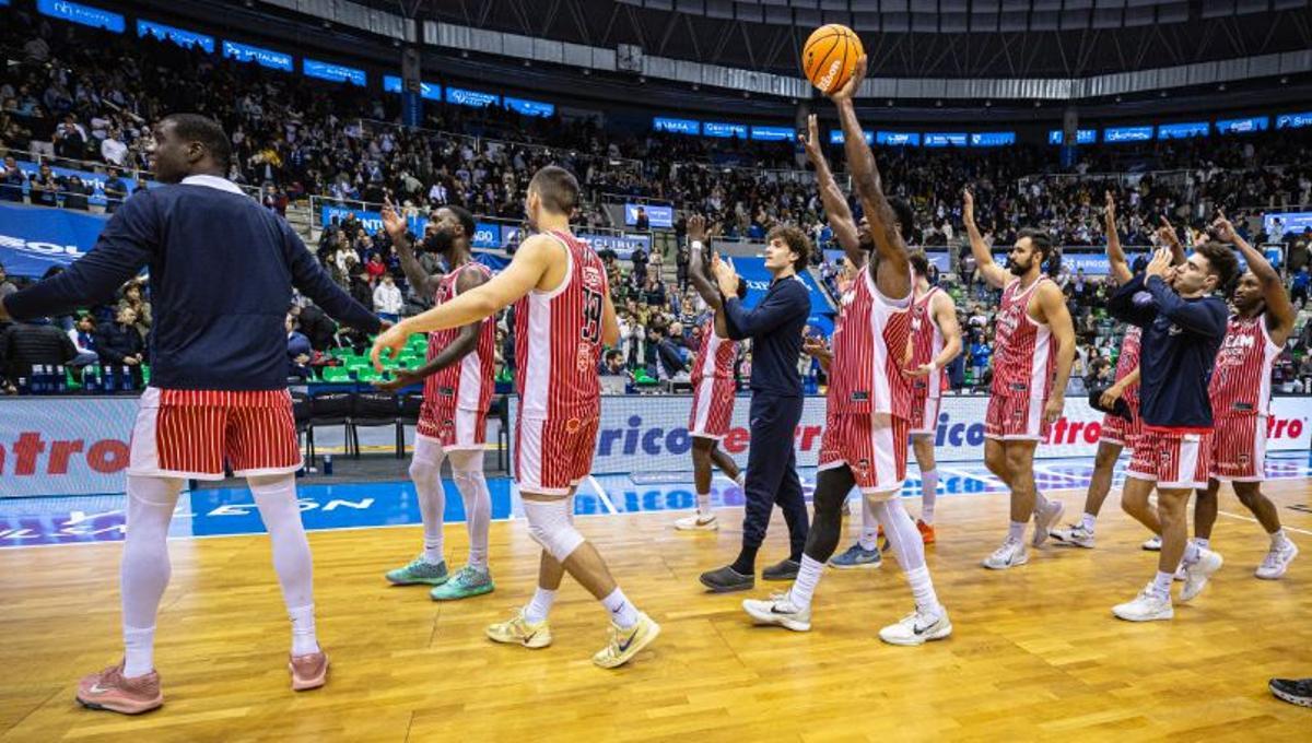 El UCAM celebra su victoria del sábado en Burgos.