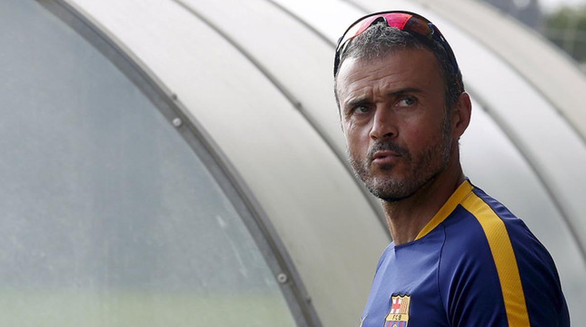 Luis Enrique, en l’entrenament d’aquest divendres a la Ciutat Esportiva de Sant Joan Despí. Luis Enrique, en l’entrenament d’aquest divendres a la Ciutat Esportiva de Sant Joan Despí.