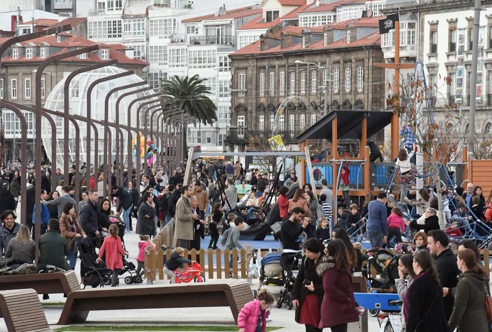 A Coruña respira ambiente festivo en el puente de diciembre