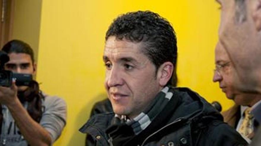 Carlos Sastre afirma en Cáceres que &quot;siempre hay gente interesada en sacar rédito con esto del dopaje&quot;