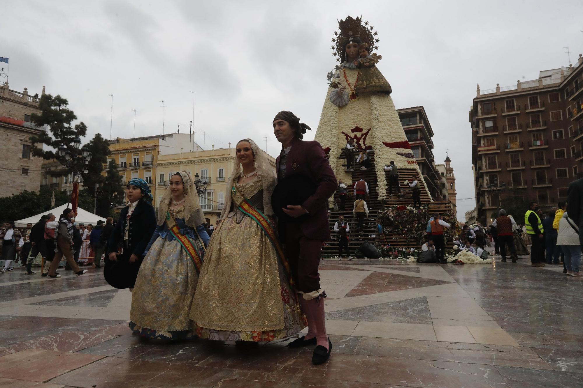 Búscate en el segundo día de ofrenda por la calle de la Paz (entre las 17:00 a las 18:00 horas)