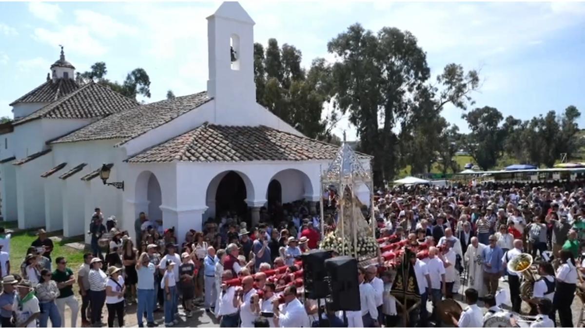 La Virgen de Veredas reúne a una multitud su romería en Torrecampo, al norte de la provincia cordobesa