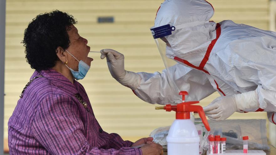 Los epidemiólogos creen que las medidas de Sanidad ante los casos de covid-19 en China no funcionarán