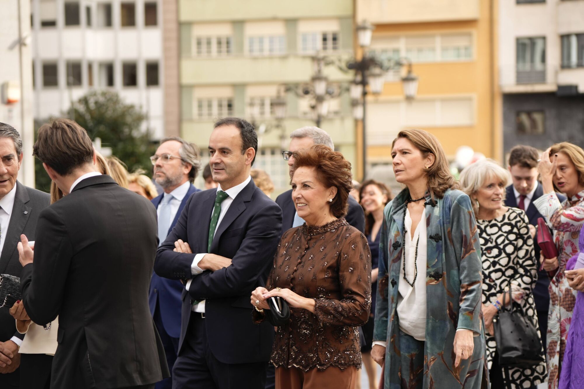Así fue la llegada de los invitados a los premios "Princesa de Asturias" y su paso por la alfombra azul