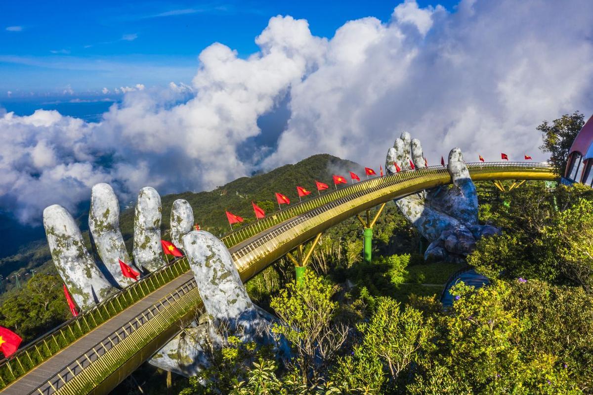 Golden Bridge, Vietnam