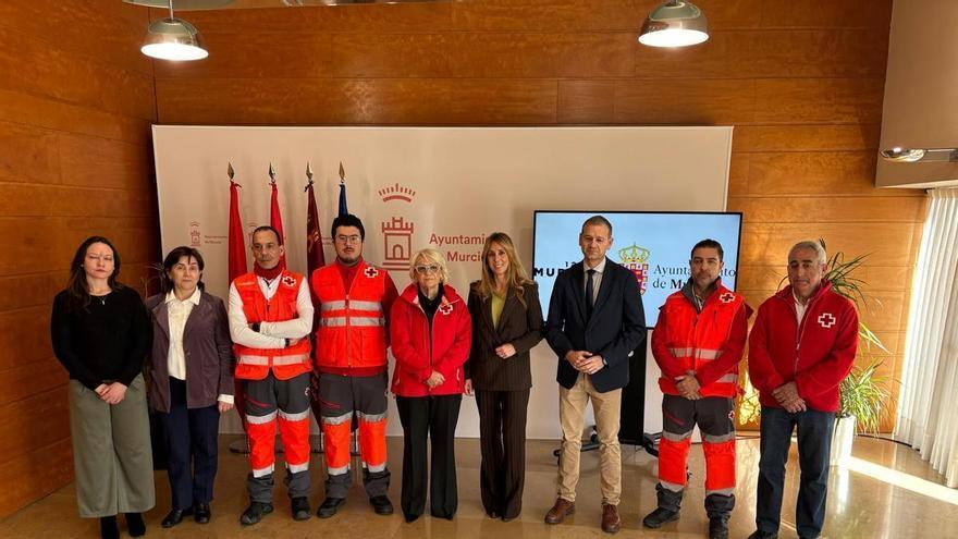 Los equipos de Cruz Roja llegan a los festejos de las pedanías