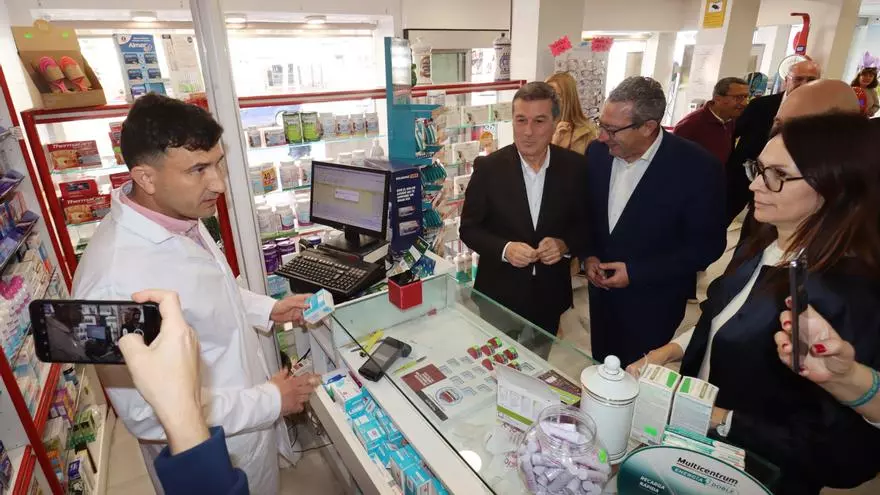 Implantación del nuevo sistema digital de los medicamentos que elimina el cupón precinto las farmacias de Alicante