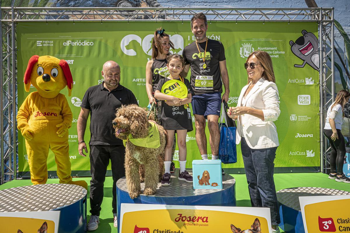 CAN WE RUN BARCELONA. La carrera organizada por Prensa Ibérica y El Periódico de Catalunya con la colaboración de Sport ,  donde las personas y sus mascotas perrunas corren en familia