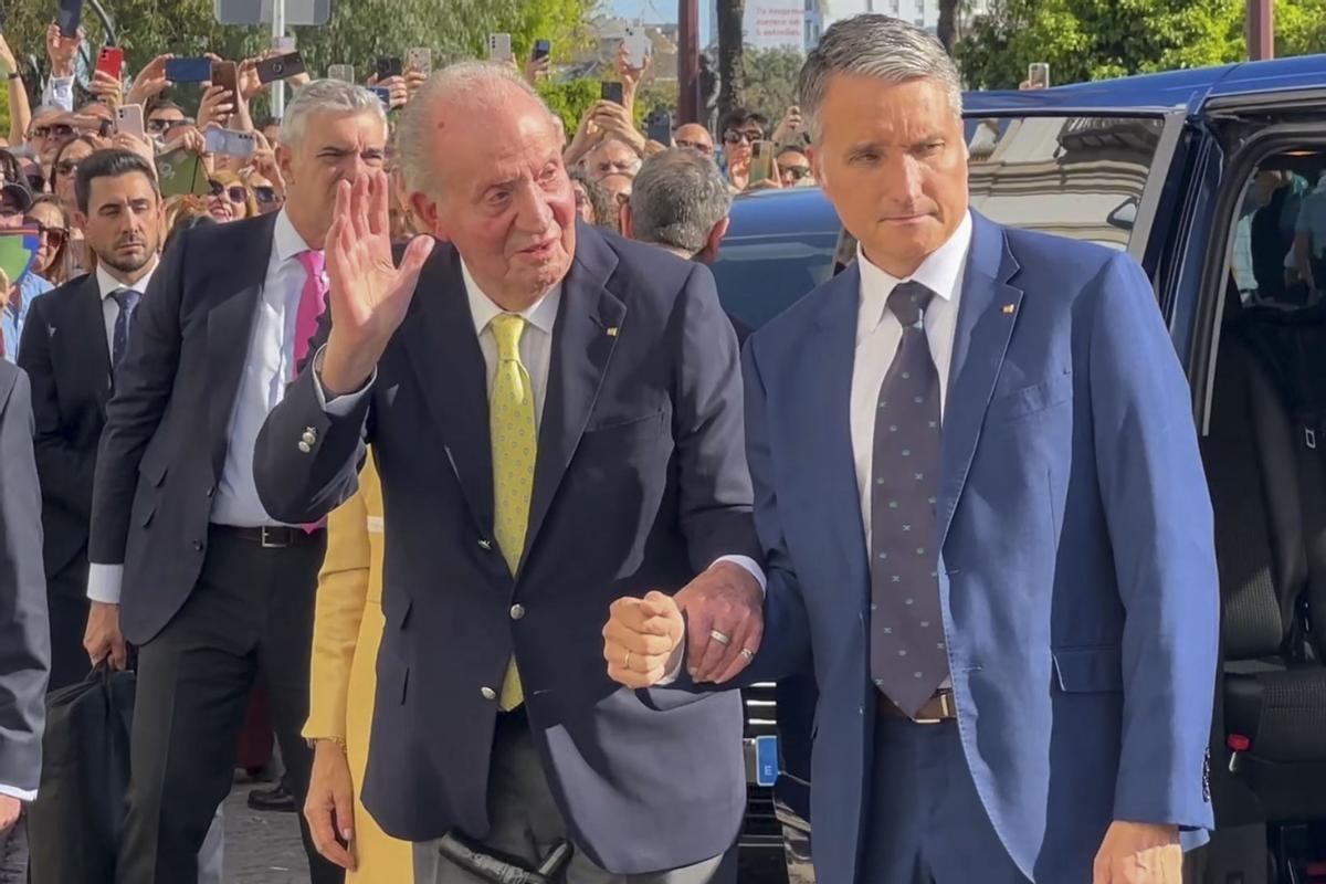 Juan Carlos I, este lunes, en una visita a Cascais (Portugal).