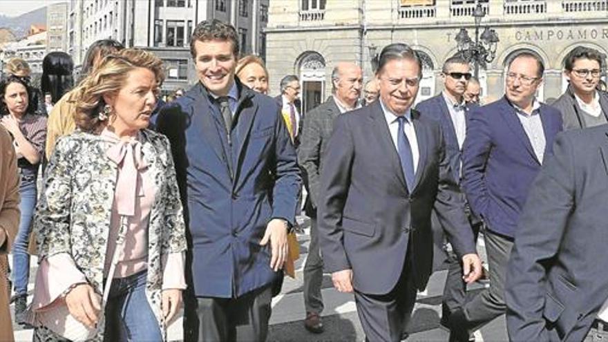 Pablo Casado propone ampliar la pensión a las madres trabajadoras