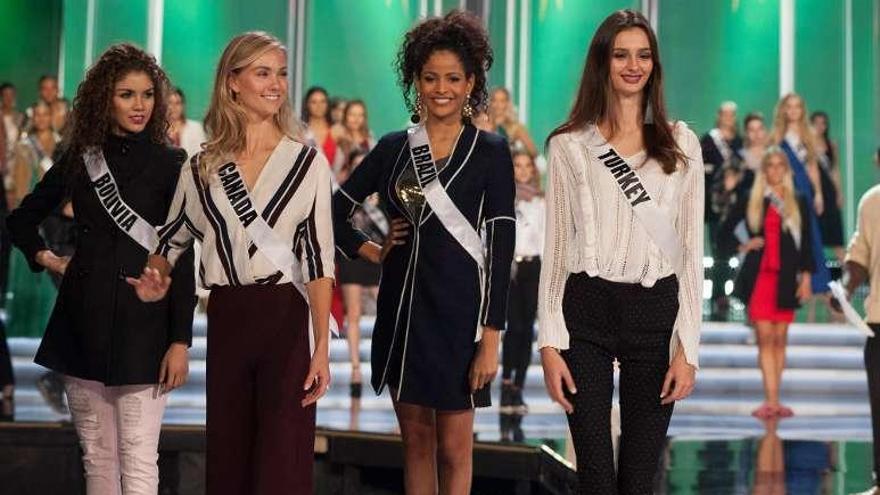 Candidatas a Miss Universo, durante los ensayos de la gala.