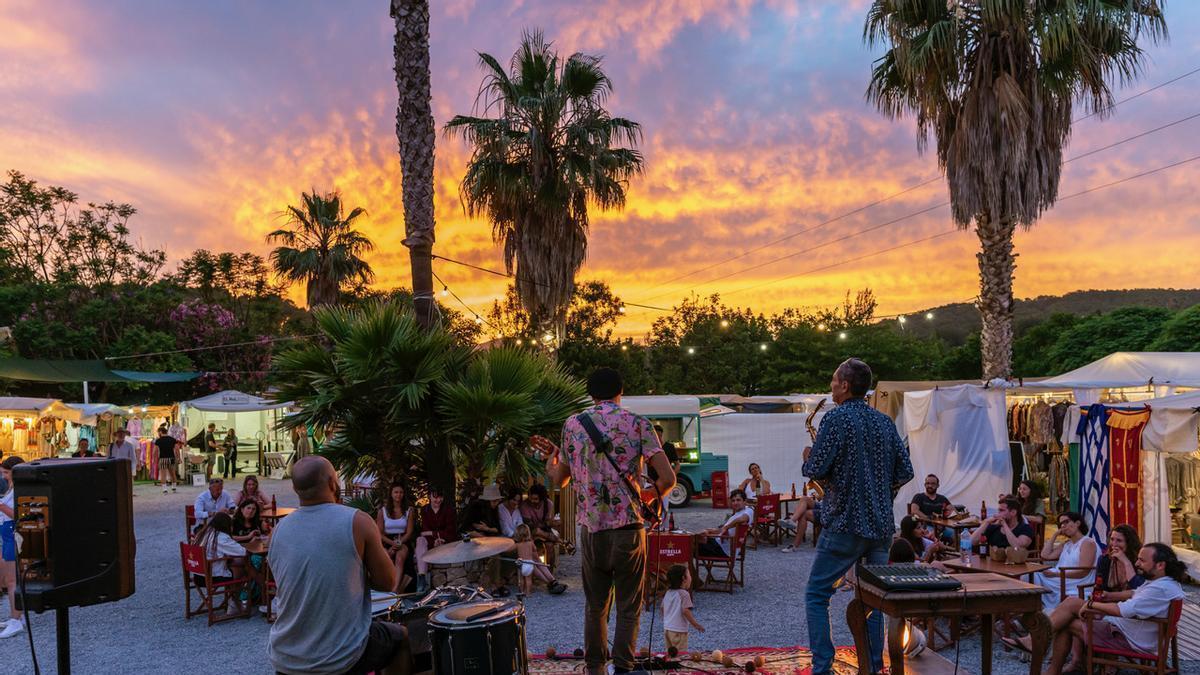 Mercadillo de Las Dalias en Ibiza