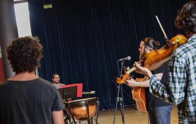 Ensayo de RED Beard con orquesta de cuerda en el ...