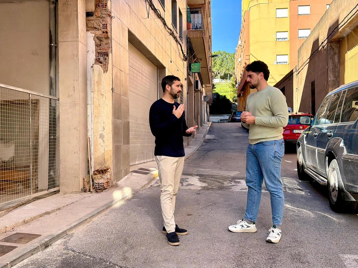 Samuel Falomir y Erik Torner destacan la importancia de la actuación para mejorar el estado del viario urbano.