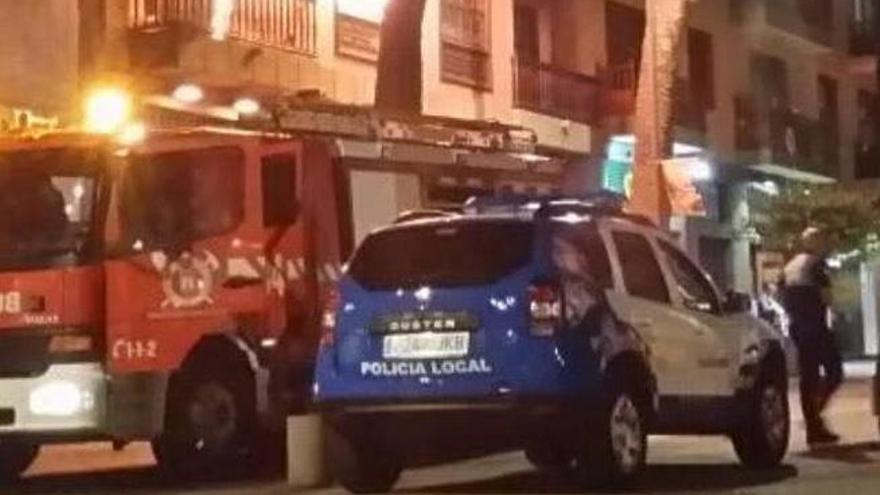 Tres heridos, entre ellos un bebé, en un incendio en Tenerife