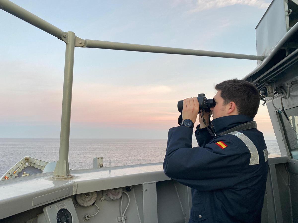 La fragata Navarra hizo seguimiento al barco de guerra ruso hasta que entró en aguas portuguesas