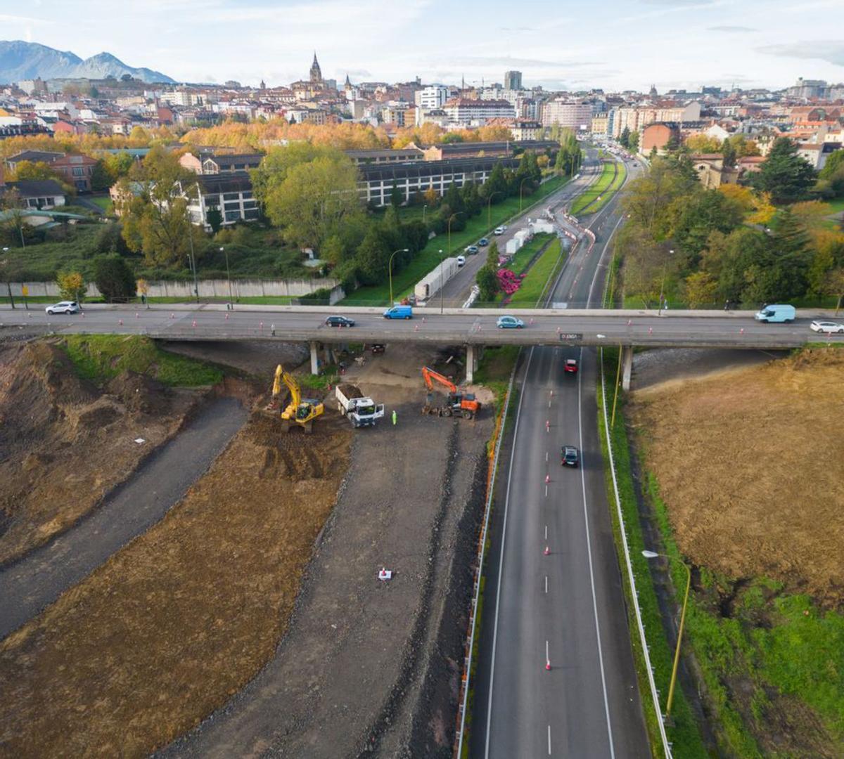 Avance de las obras en la entrada a Oviedo por la A66. | Cedida a Lne