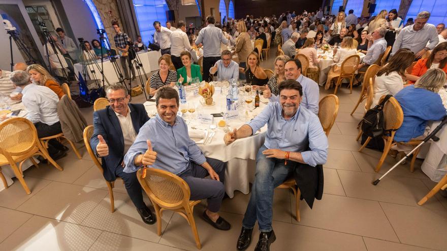 En Alicante, Mazón pone en valor la labor de su Consell para pedir el voto en las europeas