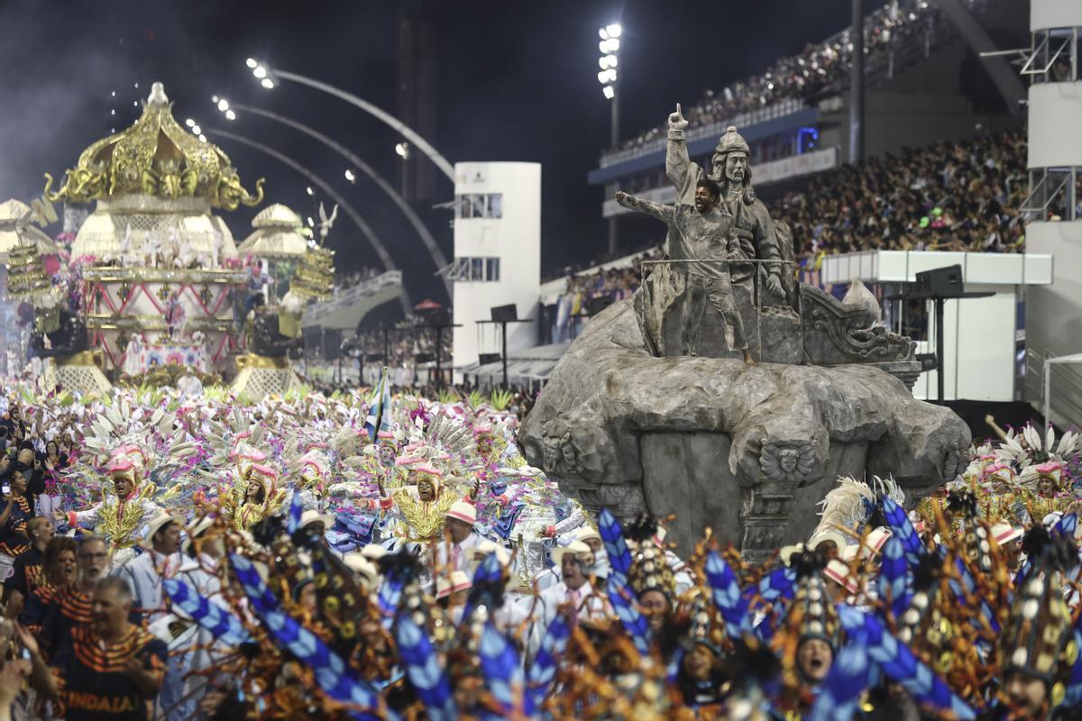 El carnaval de Sao Paulo recupera el esplendor tras la pandemia