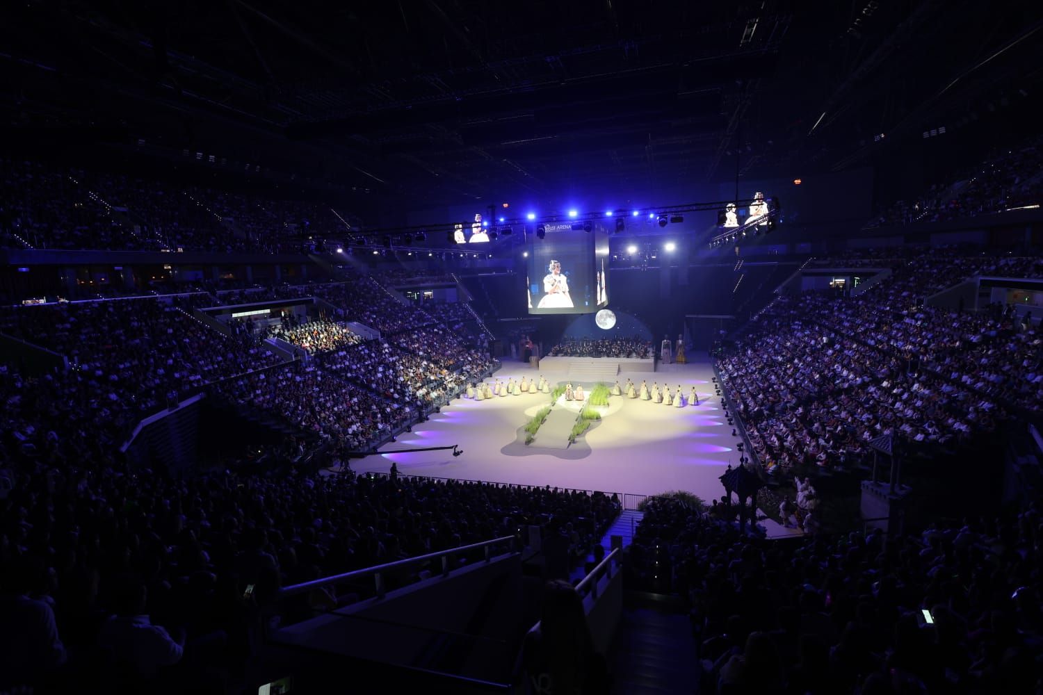 Berta Peiró y Lucía García dicen adiós a su año como falleras mayores de València 2025